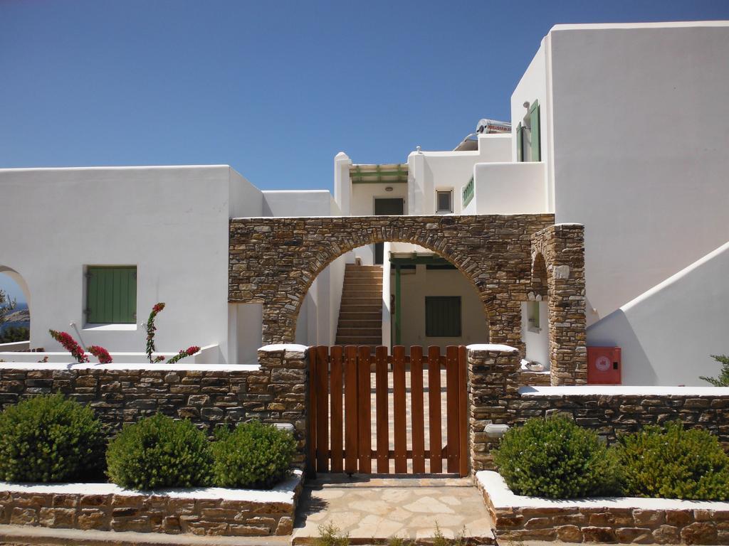 St George Antiparos Apartments And Studios Agios Georgios  Exteriör bild