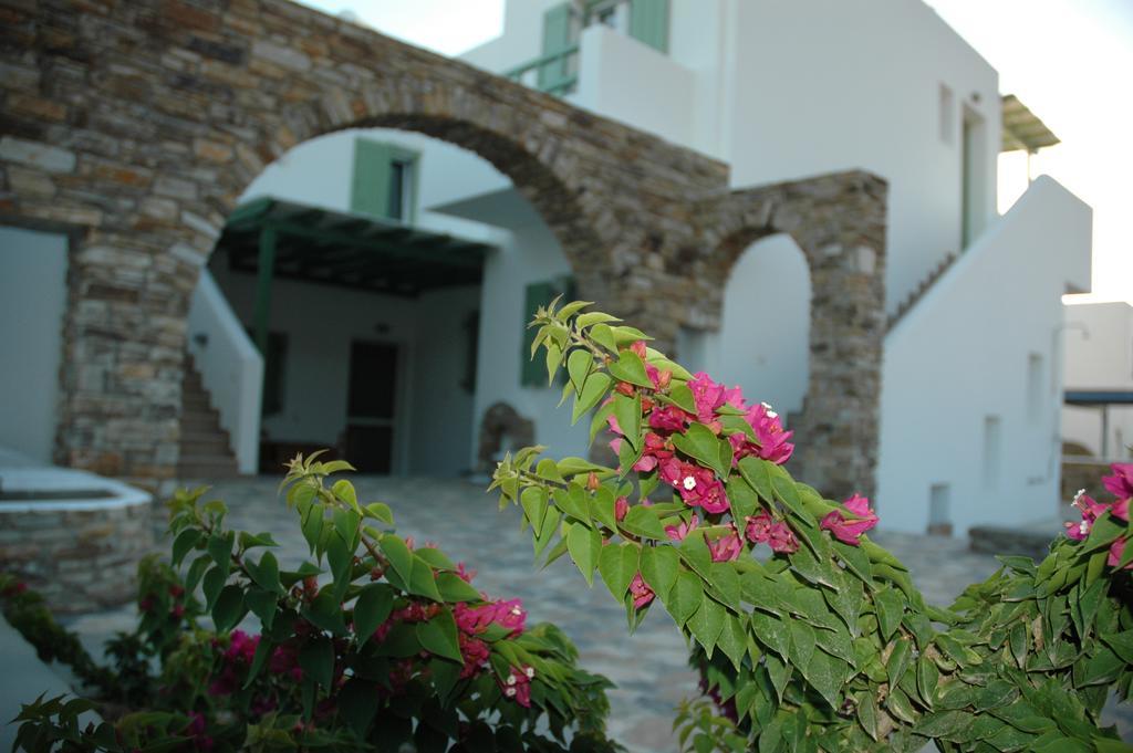 St George Antiparos Apartments And Studios Agios Georgios  Exteriör bild