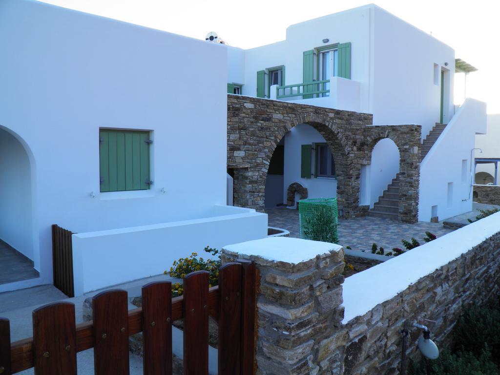 St George Antiparos Apartments And Studios Agios Georgios  Exteriör bild