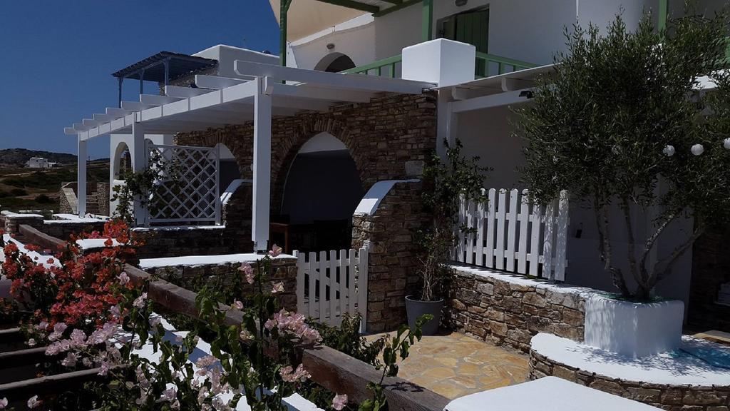 St George Antiparos Apartments And Studios Agios Georgios  Exteriör bild